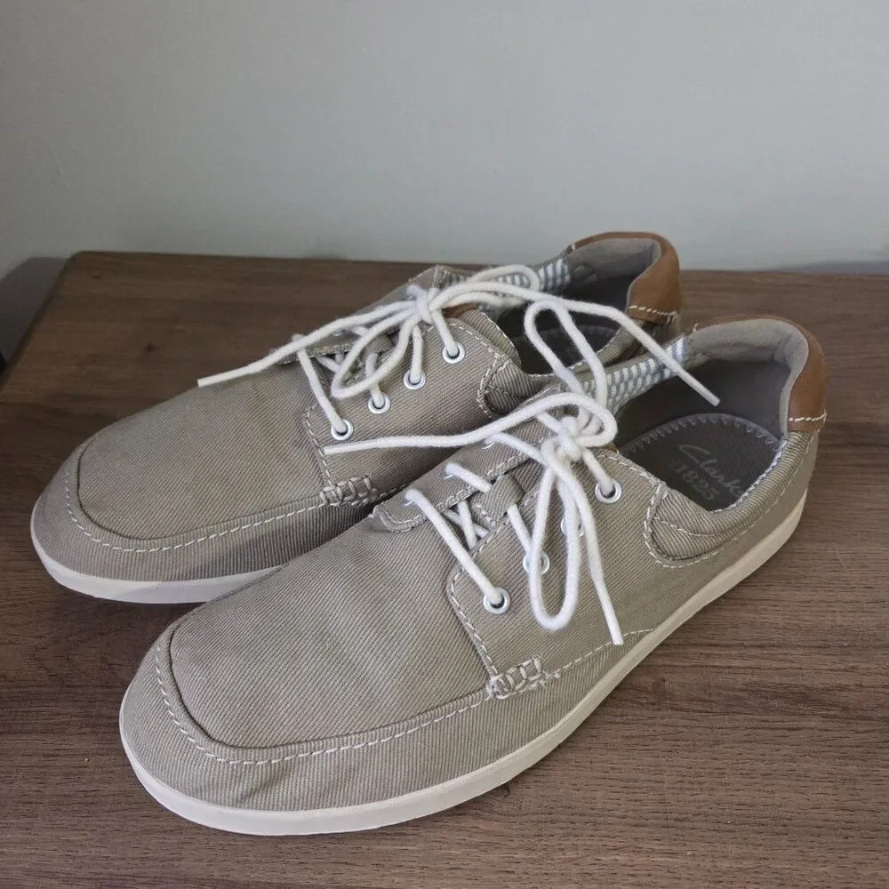LIKE NEW CLARKS MENS BOAT SHOES CANVAS UPPER LEATHER MIX SIZE 10 MENS